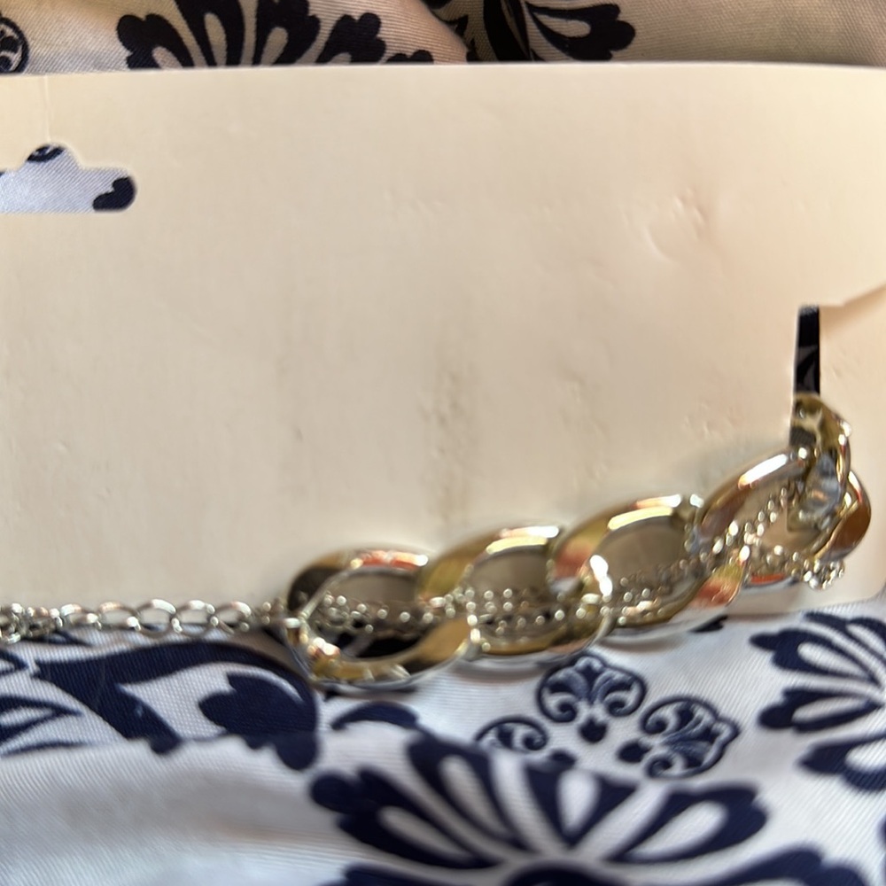 Chloe’s Accessory Silver Necklace in silver lead compliant - Picture 8 of 8